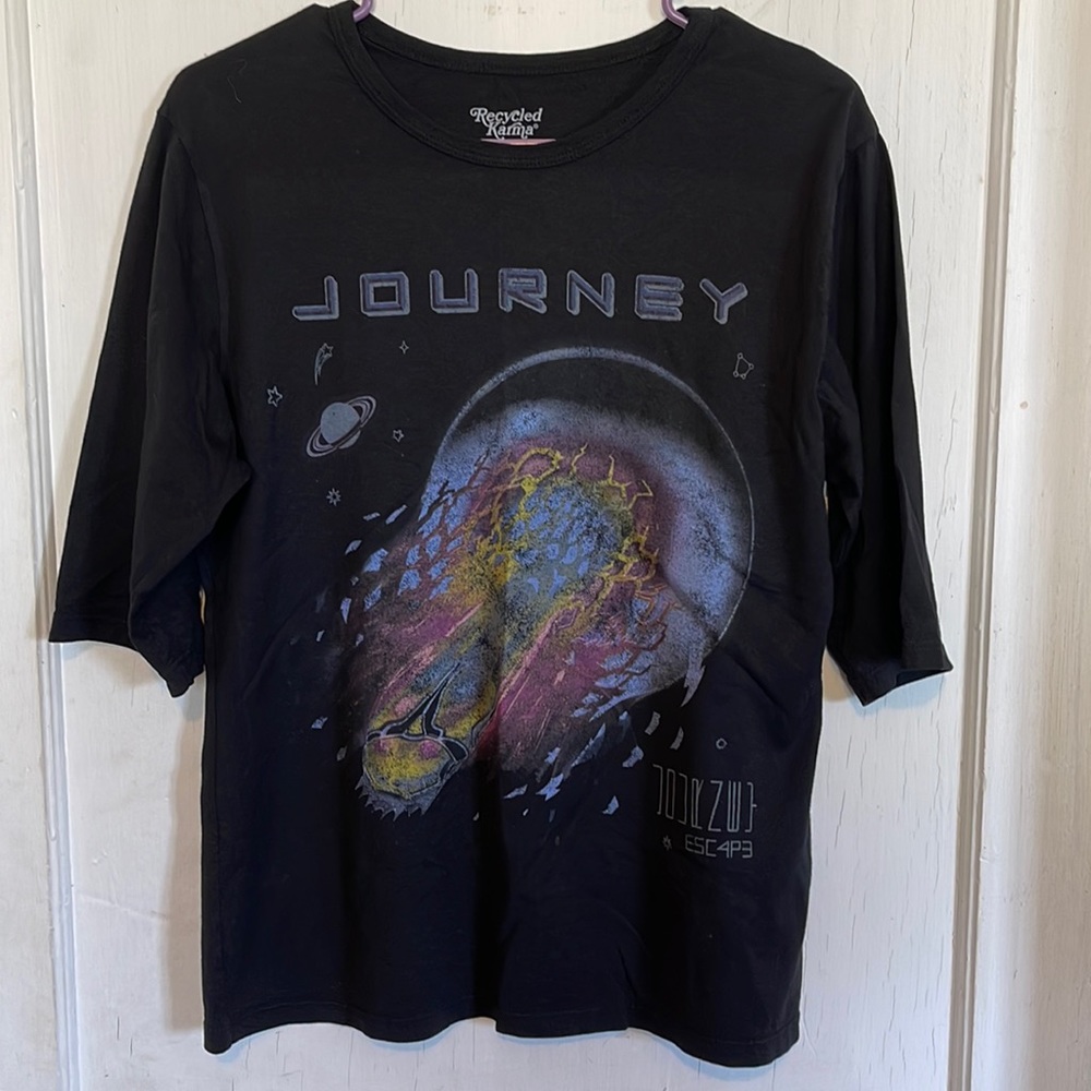 Oversized Journey Band Tee